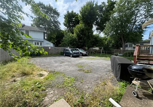 Listing Photo 2 - Condo for sale in building located at 32 Pulteney St, Geneva, NY 14456 - Unit #
