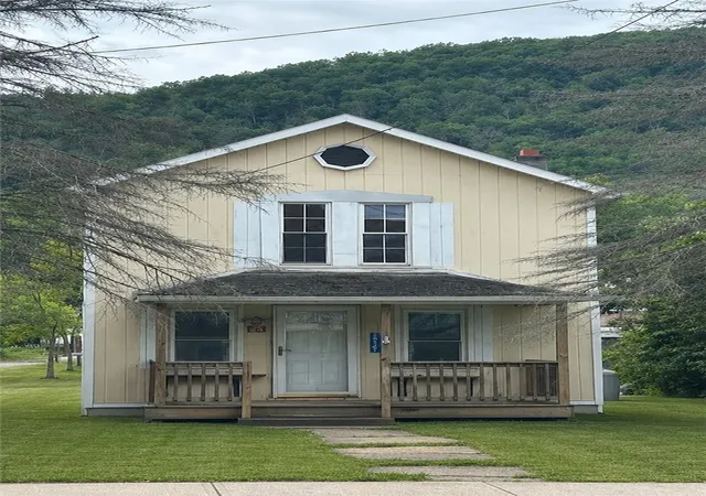 Homes for sale in Prattsville, NY | 14567 Main St, Prattsville, NY 12468 | MLS# R1695702