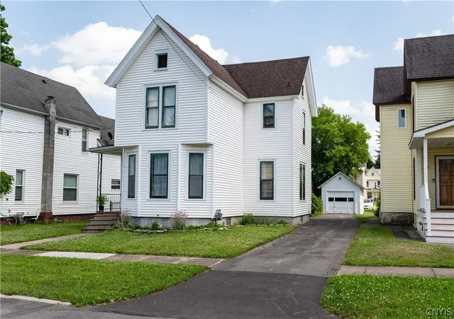 Homes for sale in Frankfort, NY | 105 Erie St, Frankfort, NY 13340 | MLS# S1695427