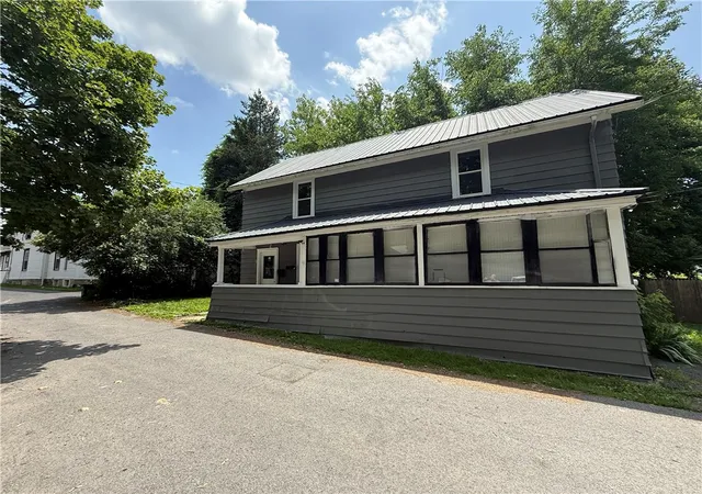 Photo 1 of Sale Pending at 2 Guilfoil Ave, Auburn, NY 13021 | MLS# R1695657 | Listing updated on 2026-07-31