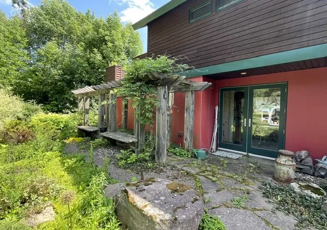 Photo 4 of Sale Pending at 518 S Gilboa Rd, Stamford, NY 12167 | MLS# R1695455 | Listing updated on 2026-07-19