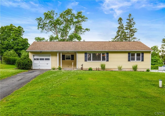 1st image of 6 Roman Rd, New Hartford, NY 13413 | MLS# S1695113
