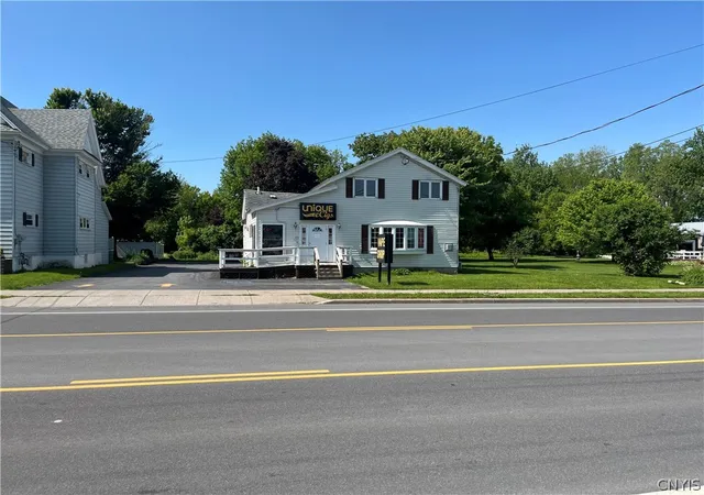 Photo 1 of Single family home for sale at 527 Coffeen St, Watertown, NY 13601 | MLS# S1695139 | Listing updated on 2026-07-29