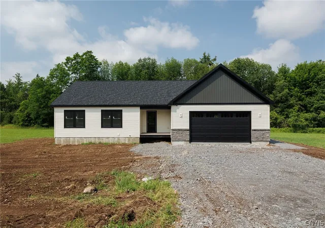 Homes for sale in Richland, NY | 1463 County Route 48, Richland, NY 13083 | MLS# S1695535