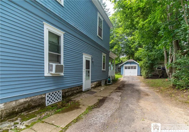 Photo 3 of Sale Pending at 35 Grant St, Jamestown, NY 14701 | MLS# R1695651 | Listing updated on 2026-07-21