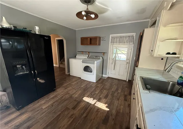 Photo 5 of Single family home for sale at 322 Baty St, Elmira, NY 14904 | MLS# R1695098 | Listing updated on 2026-07-27