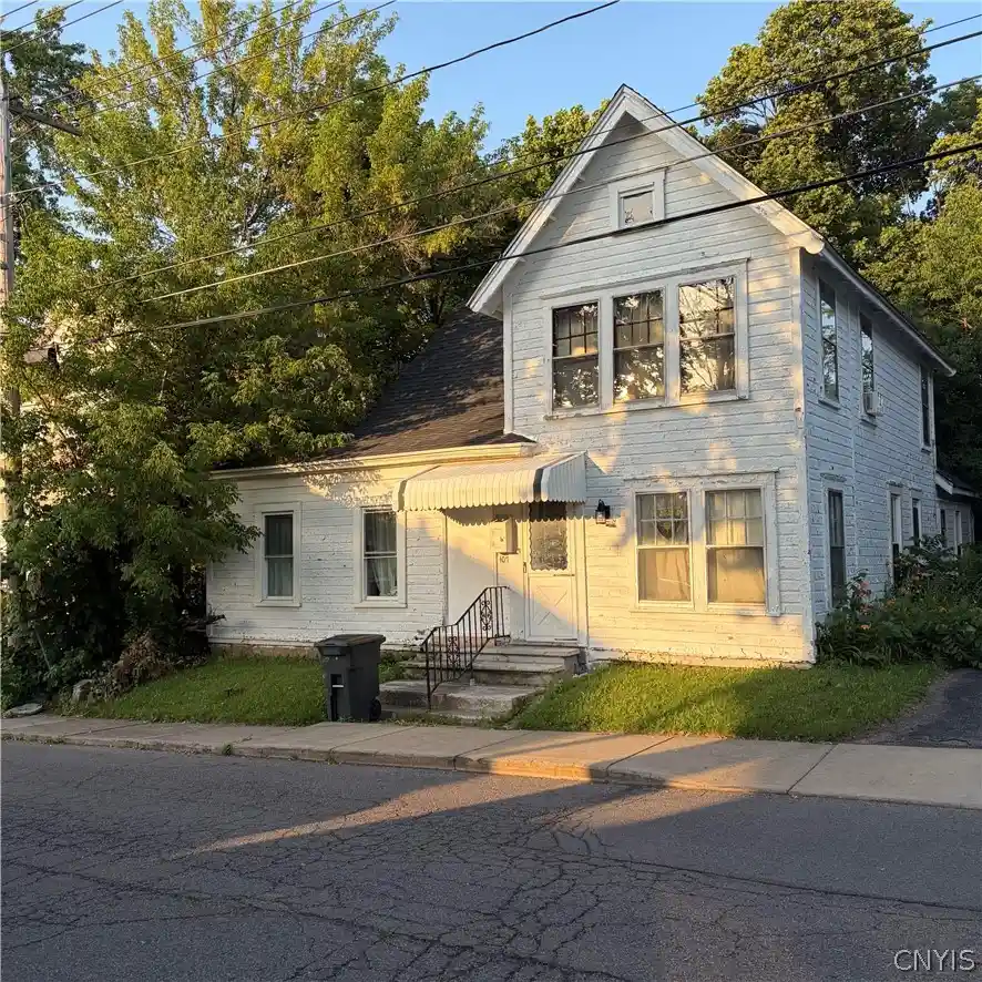 Photo 1 of Single family home for sale at 107 Boyd Ave, Syracuse, NY 13209 | MLS# S1695791 | Listing updated on 2026-08-10