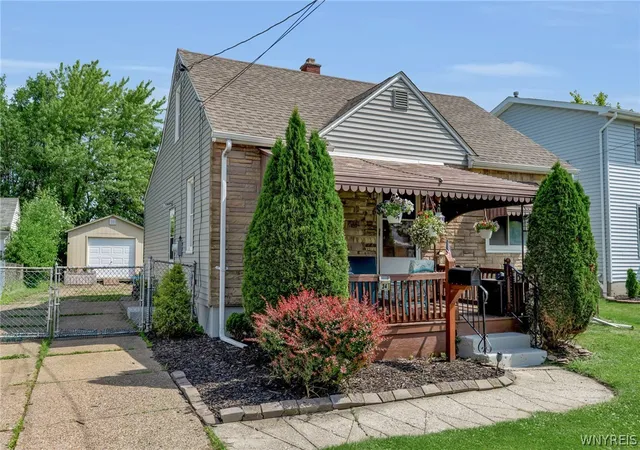 Photo 1 of Sale Pending at 34 Clover Pl, Buffalo, NY 14225 | MLS# B1695816 | Listing updated on 2026-08-03