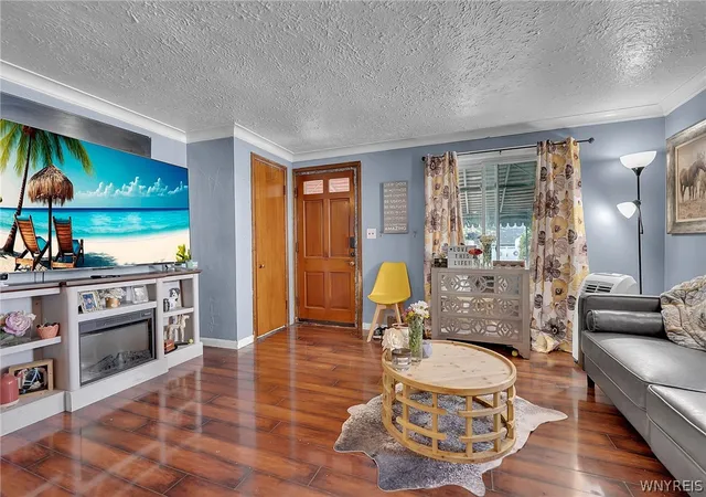 Photo 2 of Sale Pending at 34 Clover Pl, Buffalo, NY 14225 | MLS# B1695816 | Listing updated on 2026-08-03