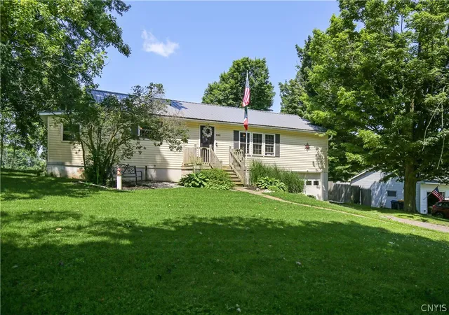 Homes for sale in Vernon, NY | 4381 State Route 26, Vernon, NY 13476 | MLS# S1695846
