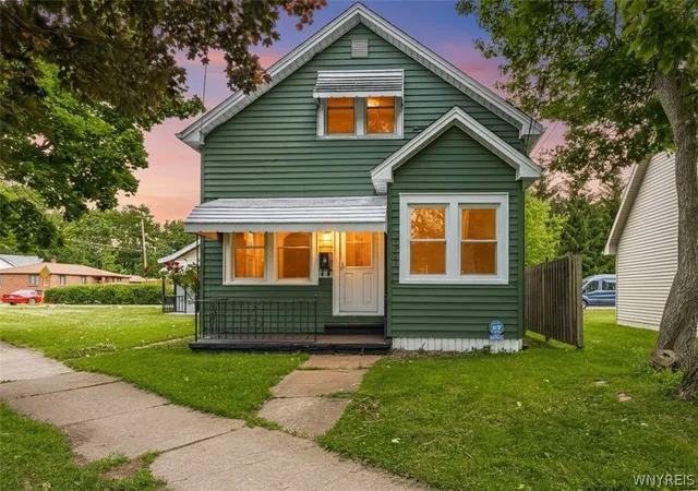 2nd image of 1201 Payne Ave, North Tonawanda, NY 14120 | MLS# B1695900