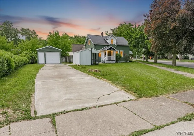 Photo 3 of Sale Pending at 1201 Payne Ave, North Tonawanda, NY 14120 | MLS# B1695900 | Listing updated on 2026-07-28