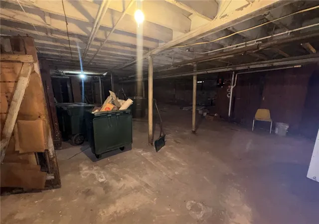 Listing Photo 2 - Condo for sale in building located at 865 Lake Ave, Rochester, NY 14613 - Unit #