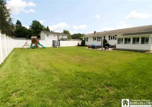 3rd image of 55 Vinnie St, Jamestown, NY 14701 | MLS# R1695951