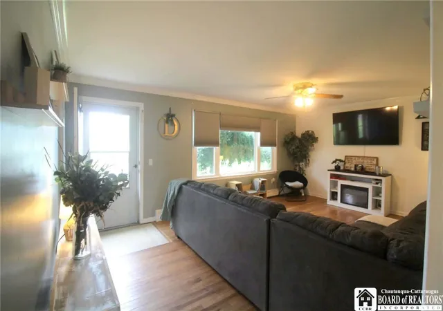 5th image of 55 Vinnie St, Jamestown, NY 14701 | MLS# R1695951