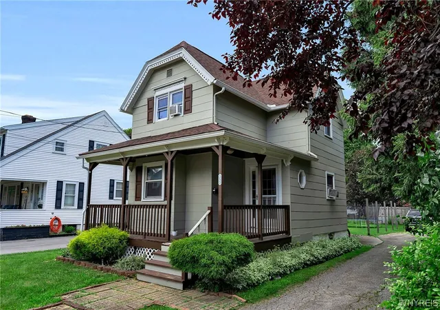 Photo 1 of Sale Pending at 353 W Park St, Albion, NY 14411 | MLS# B1695476 | Listing updated on 2026-07-17