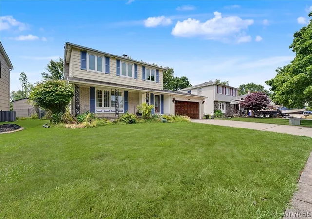 3rd image of 455 Meadow Dr, Buffalo, NY 14224 | MLS# B1692553