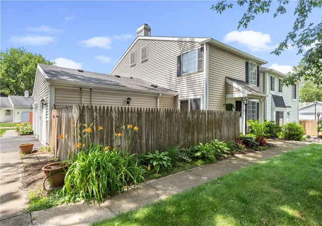 5th image of 10 Greenway Blvd, Churchville, NY 14428 | MLS# R1695529