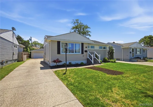 1st image of 85 Bonnett Ave, Tonawanda, NY 14150 | MLS# B1695946