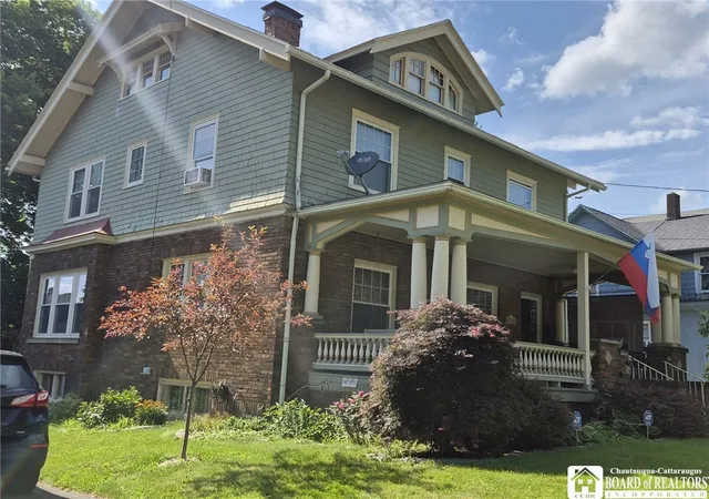 3rd image of 1207 Prendergast, Jamestown, NY 14701 | MLS# R1696027