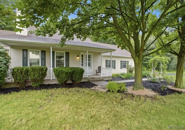 2nd image of 3275 Wilson Youngstown Rd, Wilson, NY 14172 | MLS# B1695724