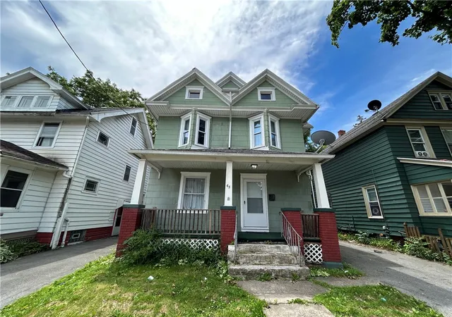 Photo 1 of Sale Pending at 63 Roycroft Dr, Rochester, NY 14621 | MLS# R1695270 | Listing updated on 2026-07-17