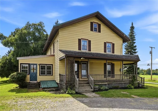 Photo 3 of Sale Pending at 14060 Maple St, Albion, NY 14411 | MLS# B1692641 | Listing updated on 2026-07-17