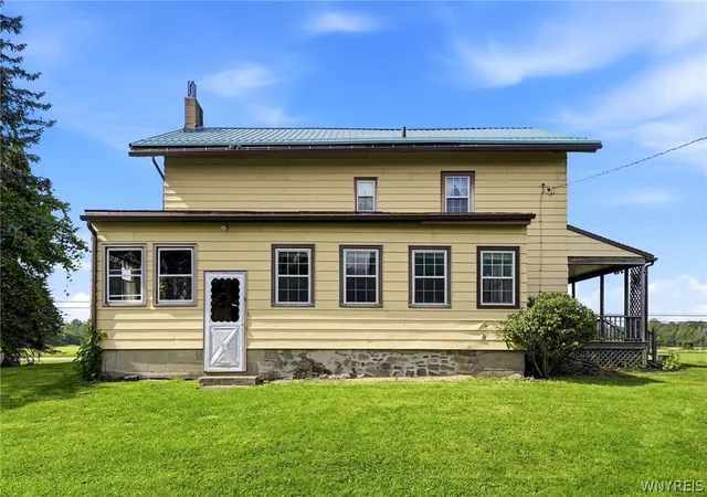 Photo 4 of Sale Pending at 14060 Maple St, Albion, NY 14411 | MLS# B1692641 | Listing updated on 2026-07-17