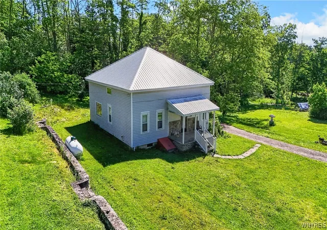 Photo 3 of Sale Pending at 11576 Armison Rd, Fillmore, NY 14735 | MLS# B1695949 | Listing updated on 2026-07-26