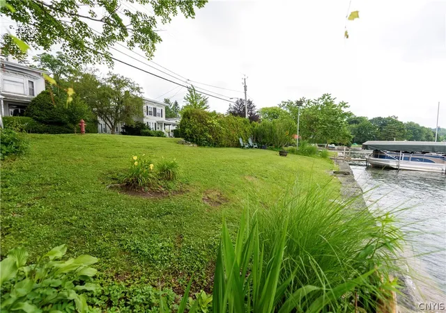 5th image of 20 W Lake St, Skaneateles, NY 13152 | MLS# S1695901