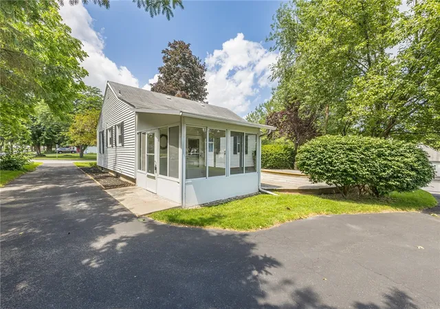 4th image of 240 South Ave, Hilton, NY 14468 | MLS# R1692033