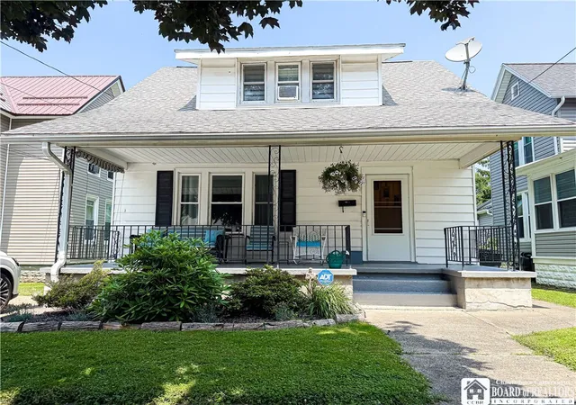 1st image of 40 E Front St, Dunkirk, NY 14048 | MLS# R1693285