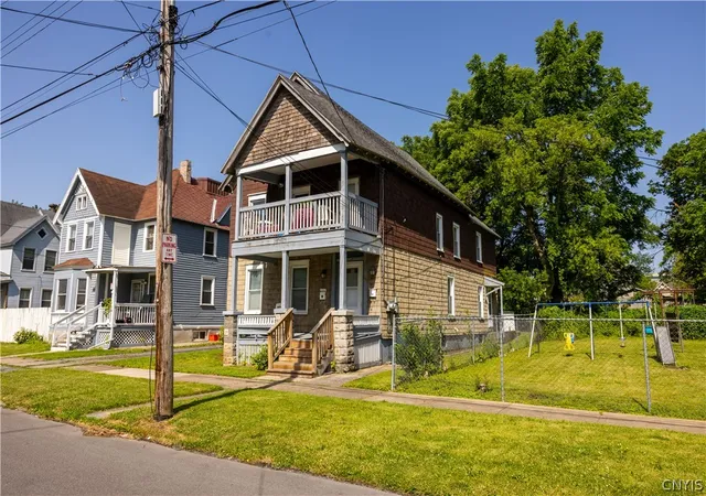 3rd image of 1410 Howard Ave, Utica, NY 13501 | MLS# S1694634