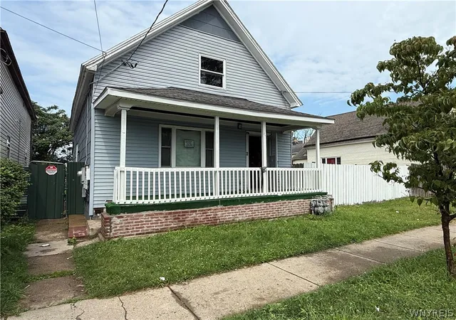 Photo 1 of Sale Pending at 34 Woltz Ave, Buffalo, NY 14212 | MLS# B1695386 | Listing updated on 2026-07-22