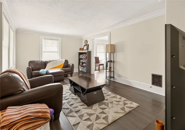 4th image of 585-587 Arnett Blvd, Rochester, NY 14619 | MLS# R1695934