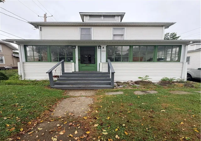 Photo 2 of Single family home for sale at 952 Erie St, Elmira, NY 14904 | MLS# R1692764 | Listing updated on 2026-07-12