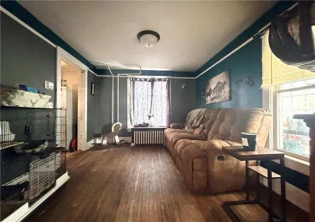 Photo 4 of Single family home for sale at 952 Erie St, Elmira, NY 14904 | MLS# R1692764 | Listing updated on 2026-07-12