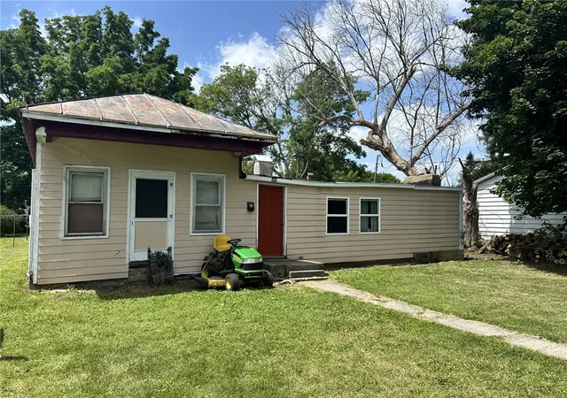 1st image of 10 Fulton St, Dansville, NY 14437 | MLS# R1695496
