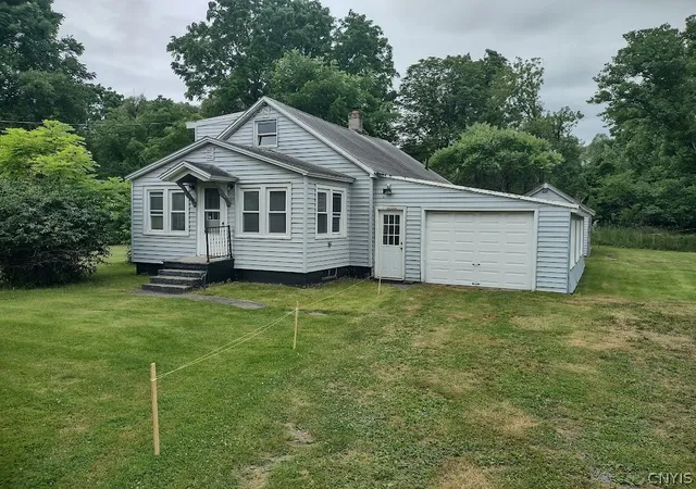 Photo 1 of Sale Pending at 342 Belle Isle Rd, Syracuse, NY 13209 | MLS# S1694509 | Listing updated on 2026-07-16