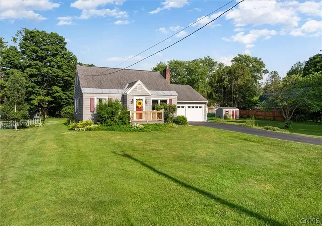 Photo 3 of Single family home for sale at 131 Sanford Ave, Clinton, NY 13323 | MLS# S1696205 | Listing updated on 2026-07-26