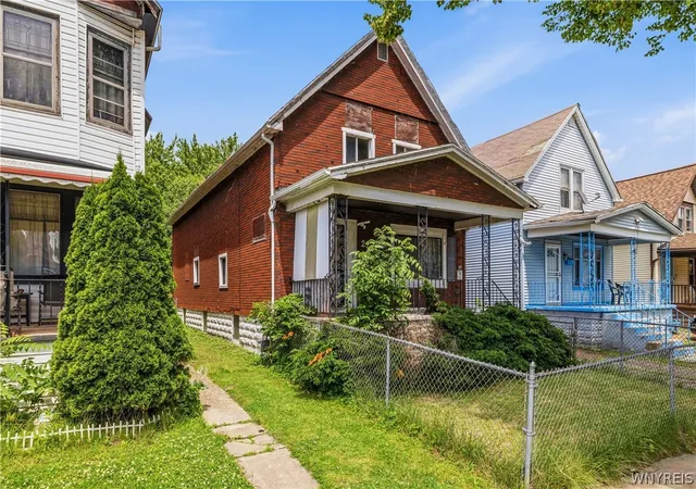 Photo 3 of Single family home for sale at 22 Frankfort Ave, Buffalo, NY 14211 | MLS# B1696047 | Listing updated on 2026-07-26