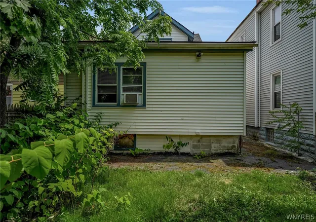 Photo 4 of Single family home for sale at 28 Clio Ave, Buffalo, NY 14220 | MLS# B1693820 | Listing updated on 2026-07-12