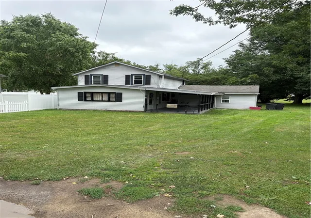 Photo 1 of Single family home for sale at 305 Homewood Ave, Elmira, NY 14904 | MLS# R1696250 | Listing updated on 2026-08-01