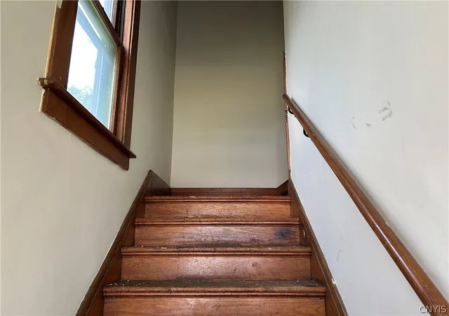 4th image of 205 Chemung St, Syracuse, NY 13204 | MLS# S1696275