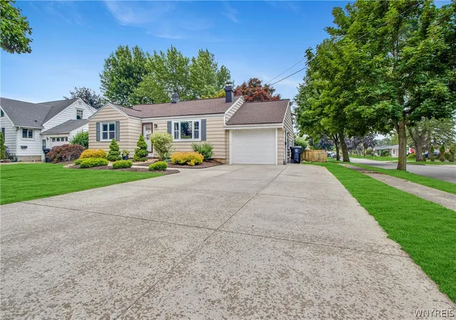 2nd image of 41 Grant St, Lancaster, NY 14086 | MLS# B1696118