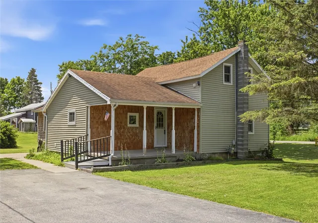 Homes for sale in Stafford, NY | 6506 Fox Pl Rd, Stafford, NY 14525 | MLS# R1695318
