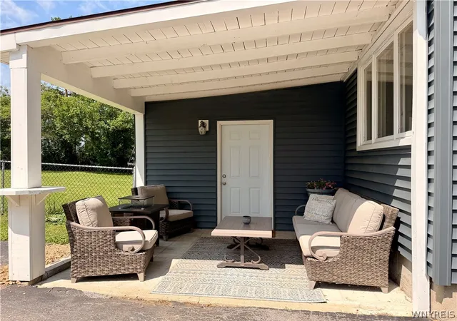 2nd image of 6975 Michael Rd, Orchard Park, NY 14127 | MLS# B1695612