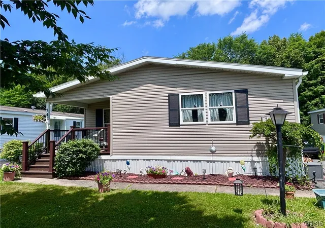 Homes for sale in Kirkland, NY | 741 Heloon Dr, Kirkland, NY 13323 | MLS# S1696176