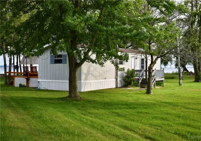 Homes for sale in Lyme, NY | 20551 S Shore Rd, Lyme, NY 13693 | MLS# S1695676