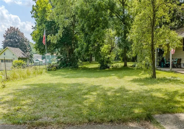 2nd image of 218 James St, Canastota, NY 13032 | MLS# S1696323